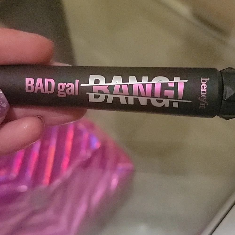 Benefit, IT Cosmetics, YSL, & Bareminerals mascara bundle with brand new bag! - Picture 7 of 16